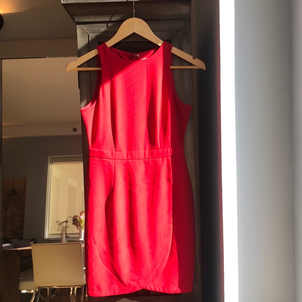 The perfect little red dress!